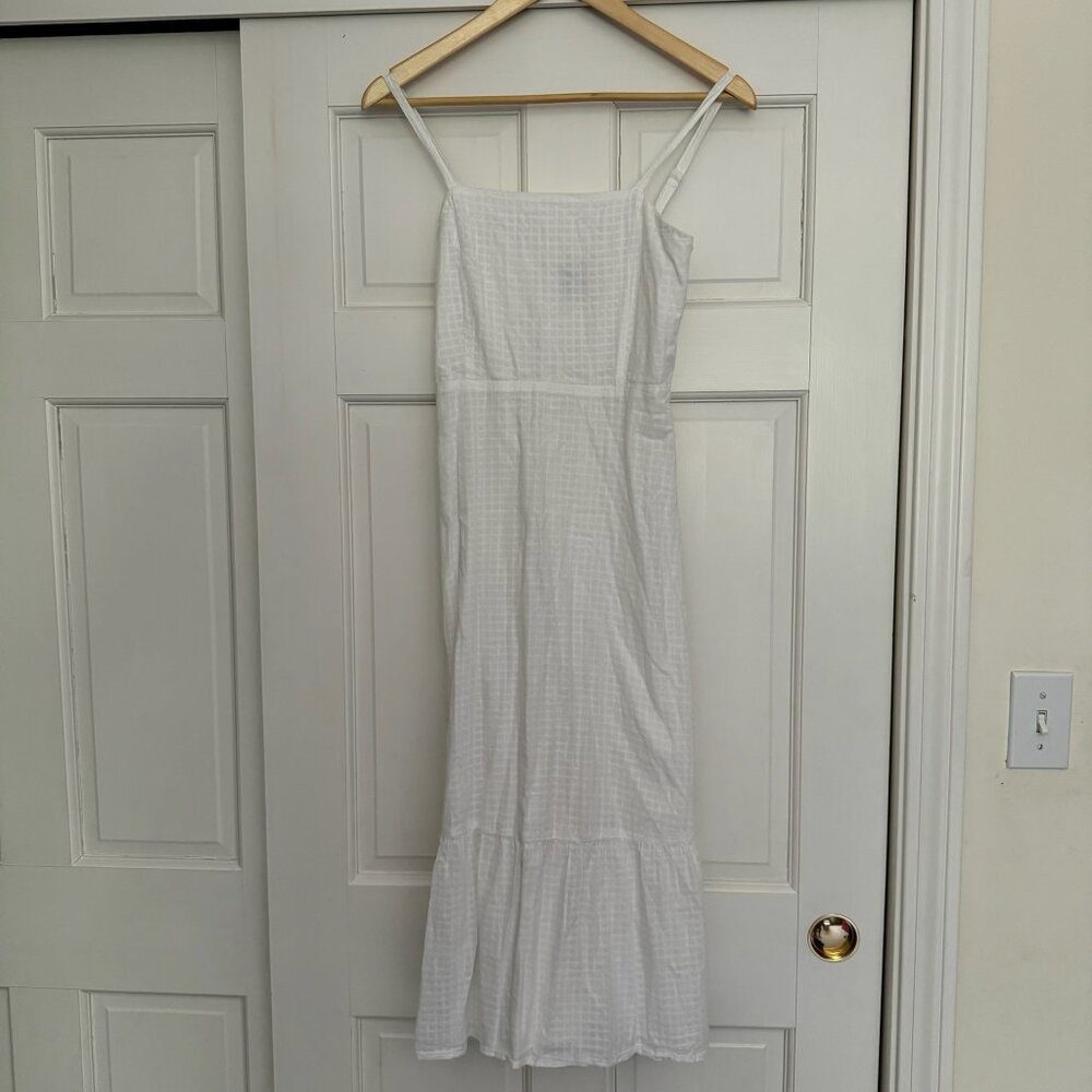 0 White Gap Sundress